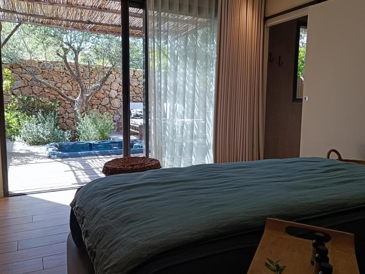 בוניפסיו Hotel Les Suites Du Maquis מראה חיצוני תמונה