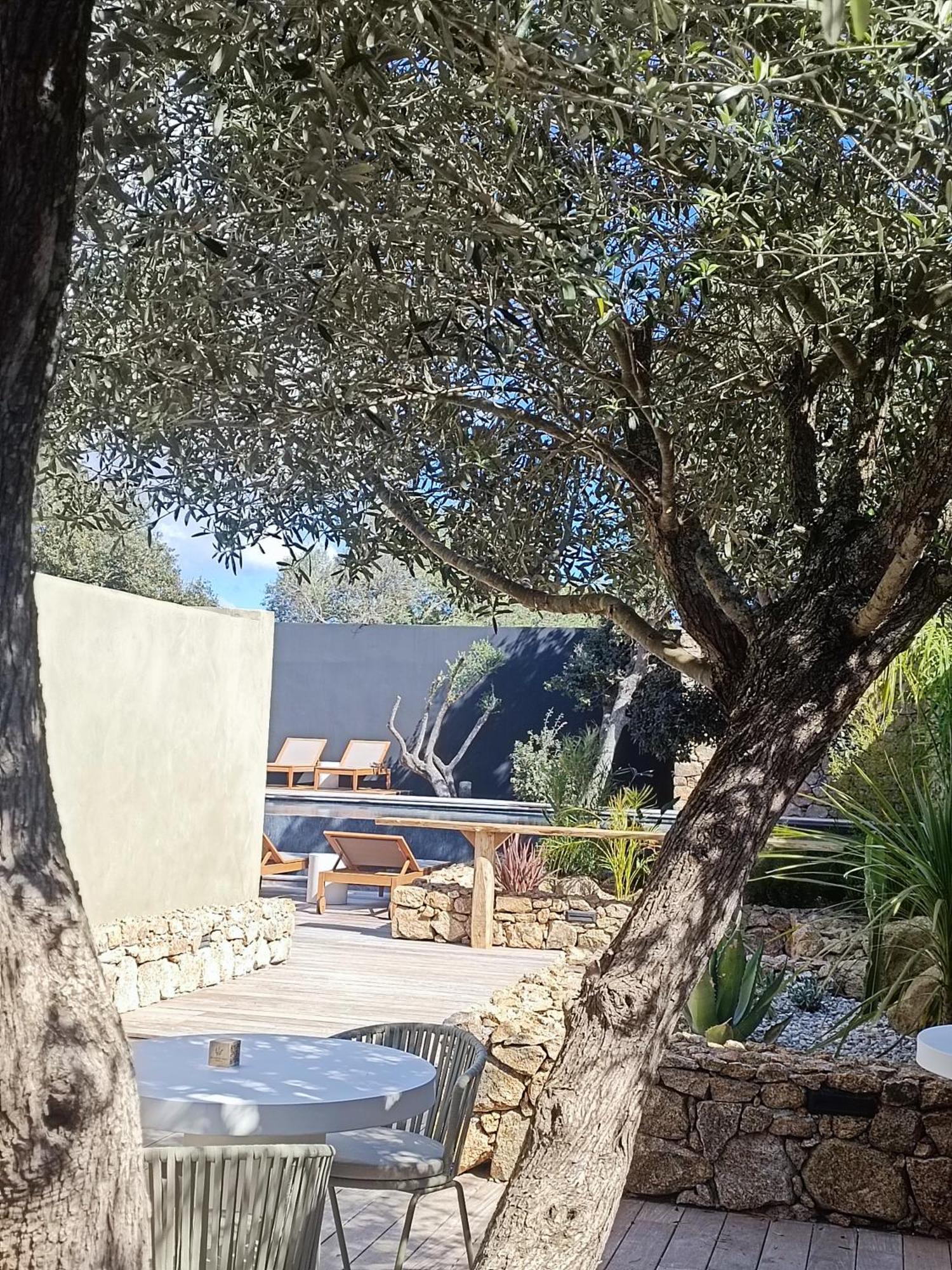 בוניפסיו Hotel Les Suites Du Maquis מראה חיצוני תמונה