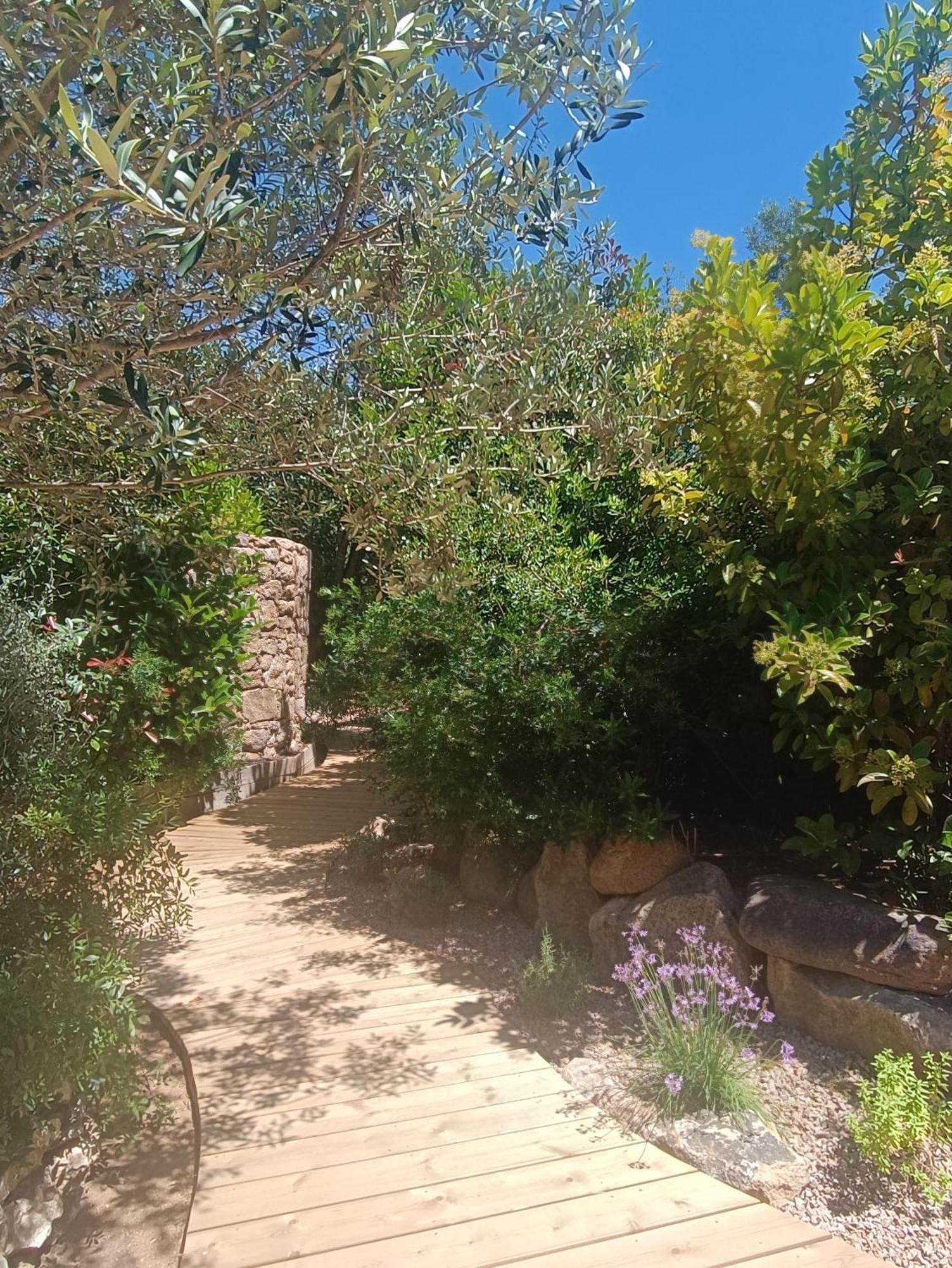 בוניפסיו Hotel Les Suites Du Maquis מראה חיצוני תמונה